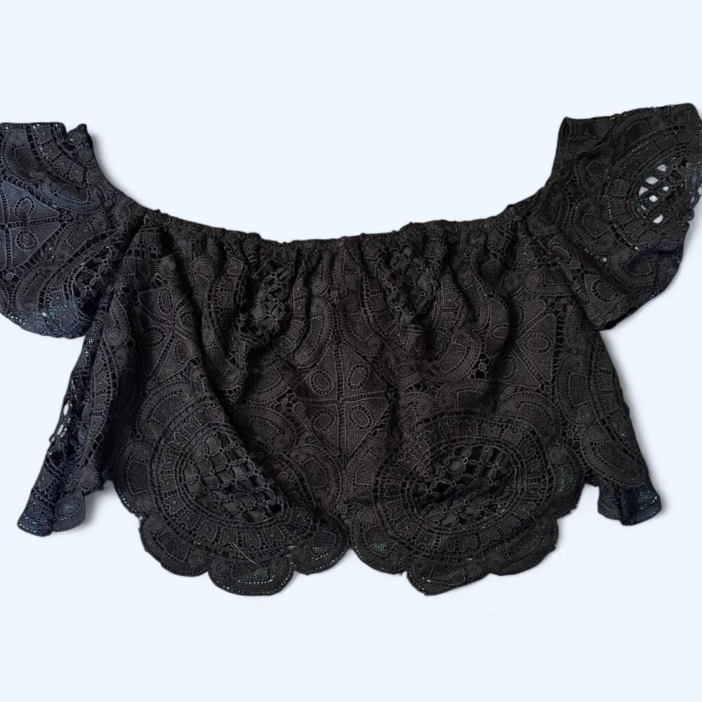 VIA by Joy Han Black Off-Shoulder Lace Crop Top - Size Large (NWT)